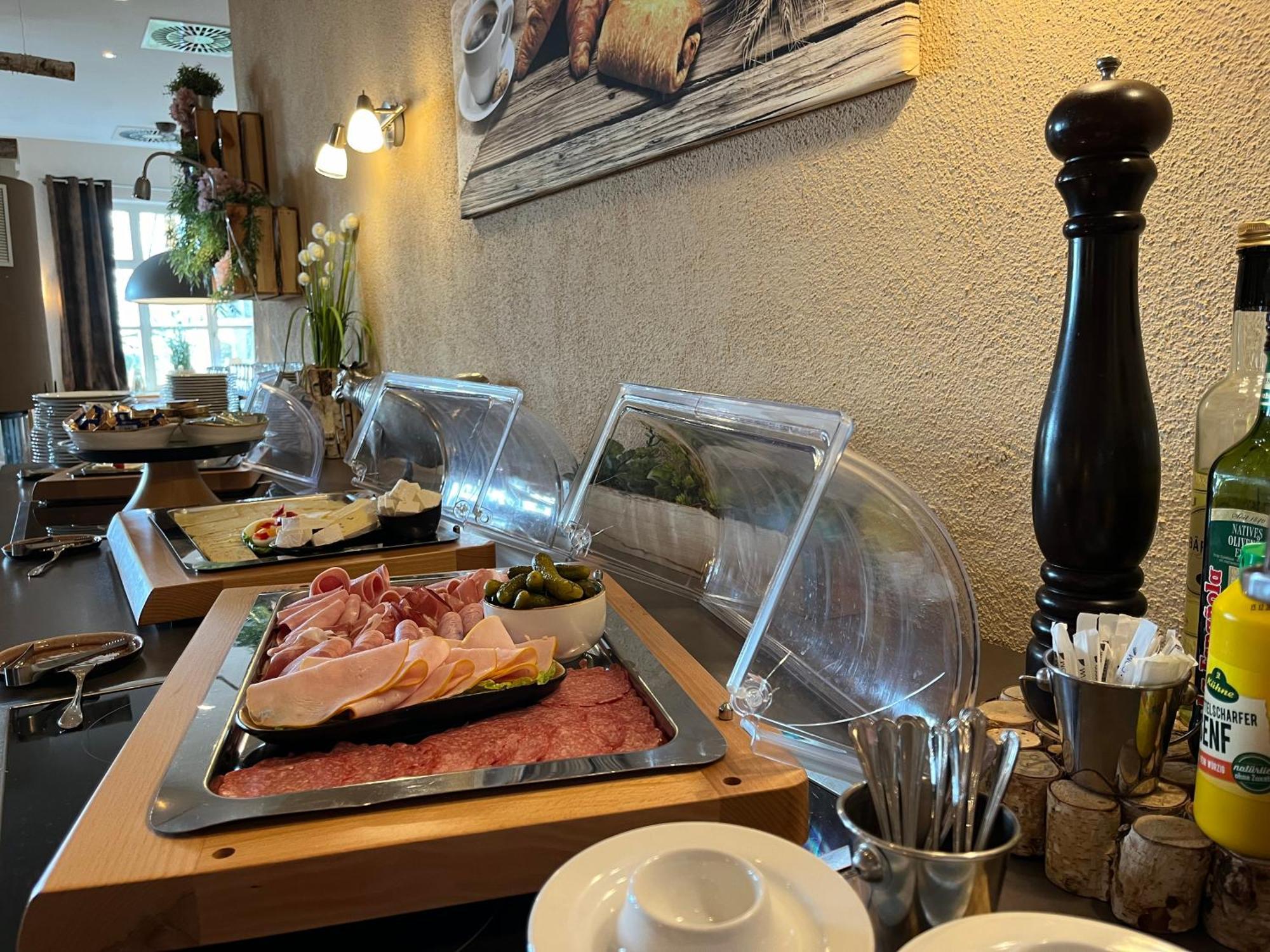 Hotel An Der Burg Biebertal Ngoại thất bức ảnh